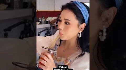 Reza Arap & Wendy Walters minum bareng🍻❤️