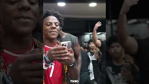 Aksi Mulia Reza Arap Ganti Kerugian Pedagang Pasar yang Rusak