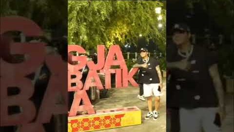 Bang Reza Arap Dulu Ngamen ? YXGC di Jogja Foto Sama Fans